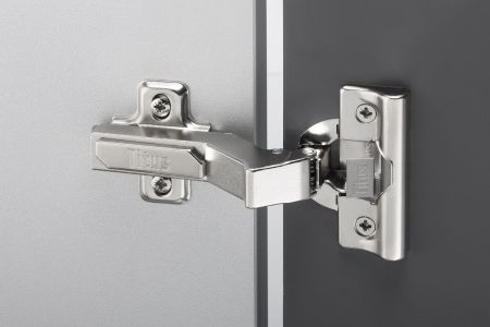 Петля мебельная Titus S-Type i3 угловая (45гр) 110/48/18 мм. арт.242-0H17-650-00, 242-0H17-650-00