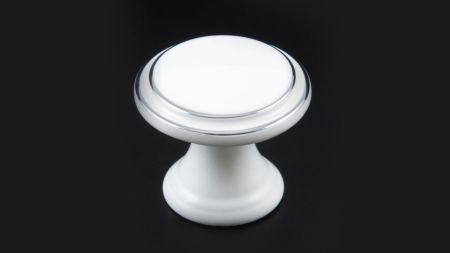 Мебельная ручка ODA , RC302CP/W.4